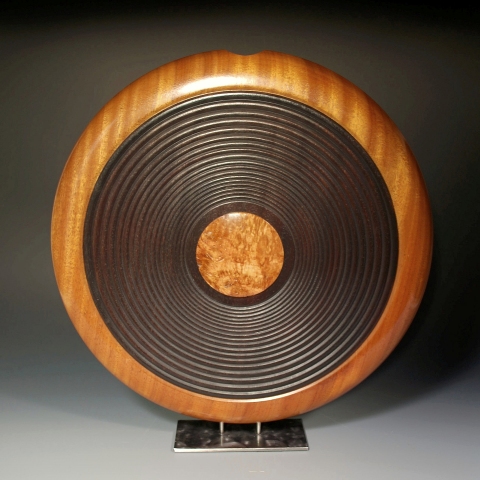 Disc Series - No. 5.4.DV241 COLLECTION Carved Disc Vase with Figured Acacia Cabochon