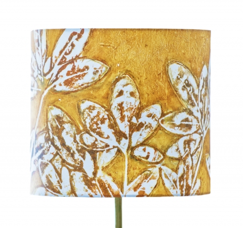 Rhododendron in burnt orange (graphic relief) Belfast Bay Shade Company: Handcrafted Lampshades This versatile drum shade can be used as a pendant for track lighting, swag set and hardwire ceiling canopies with single socket pendant, and with candelabra. This shade can also be used on floor and table lamps with conventional harps and adapted for washer-top shade fitters.
