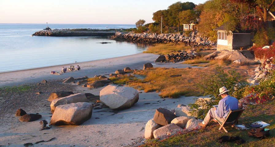 Chris Pullman painting on Cambridge Beach Jane Deering Gallery Gloucester, Cape Ann | of time and place