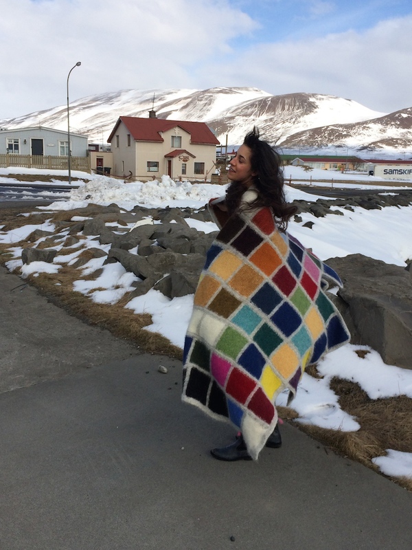 Development of Colour Ranges through the Ages 2015 Development of Color Ranges through the Ages Icelandic wool knit, felted + worn by author Tabea Sunna Hertzog (DE)