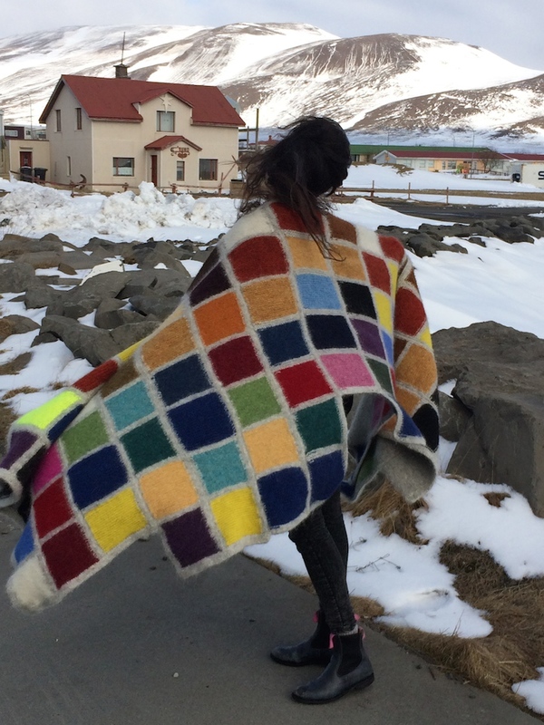 Development of Colour Ranges through the Ages 2015 Development of Color Ranges through the Ages Icelandic wool knit, felted + worn by author Tabea Sunna Hertzog (DE)