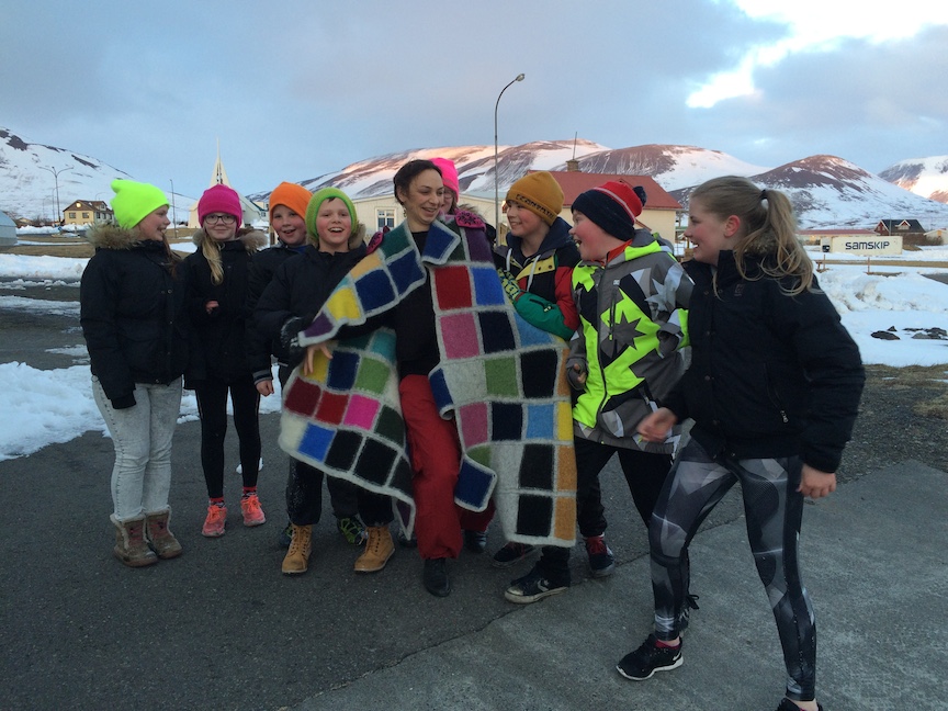 Development of Colour Ranges through the Ages 2015 Development of Color Ranges through the Ages Icelandic wool knit, felted + worn by artist Isabella Praher (AT) with children