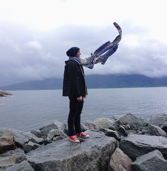 How to Wear a Hardangerfjord How to Wear a Hardangerfjord Norwegian wool knit + worn by artist Mads Werner Nordbø Nødtuedt (NO)