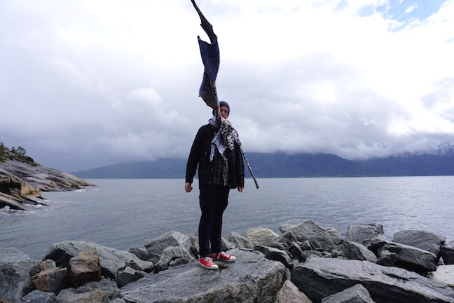 How to Wear a Hardangerfjord How to Wear a Hardangerfjord Norwegian wool knit + worn by artist Mads Werner Nordbø Nødtuedt (NO)