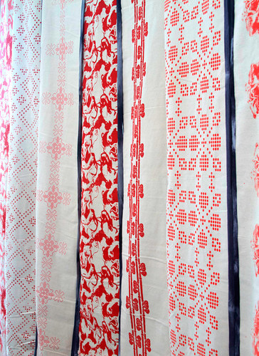 Lining : Sheathing Lee Emma Running Lining : Sheathing Detail of screen printed canvas panels