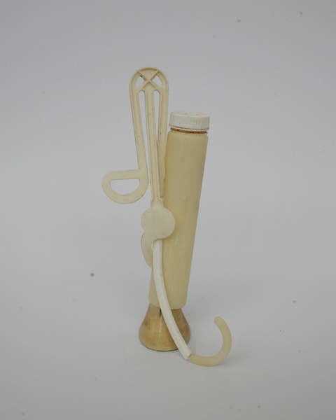 Sculptures found plastic