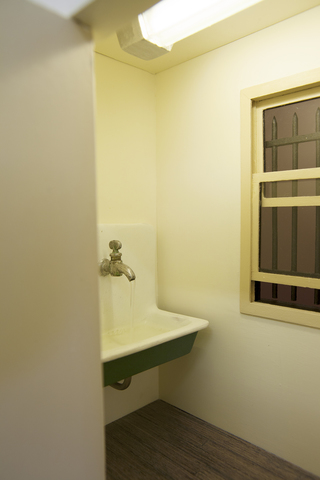Meredith James Room with Sink Meredith James Room with Sink