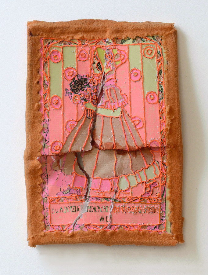 Fluorescent Fragment: WienrHfZkr Nicola Ginzel Selected FLATWORK Installations broken box top, embroidered by hand, clothing fragment, ink
