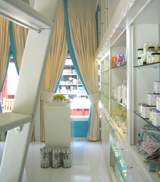 Marie Mason Apothecary NOELANI LEY COMMERCIAL