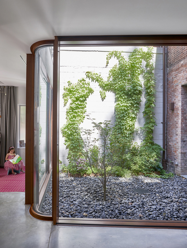 O'Neill McVoy Architects Clinton Hill Courtyard House O'Neill McVoy Architects Clinton Hill Courtyard House