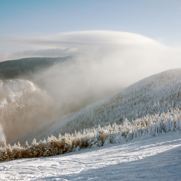 Vista Way Trail on a Cold Day PETER SZAWLOWSKI Cannon Mountain