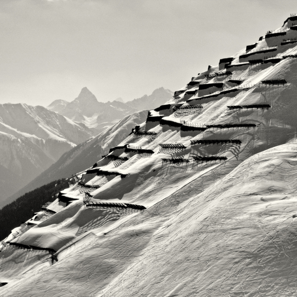 The Parsenn - Davos Switzerland PETER SZAWLOWSKI Six Mountains
