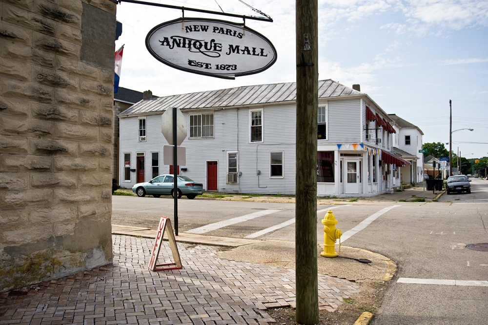 New Paris, Ohio America by Auto