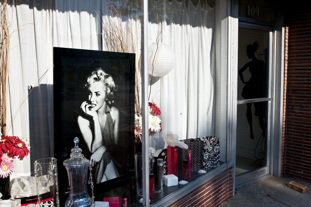 Marilyn in Mexico, Mo. America by Auto