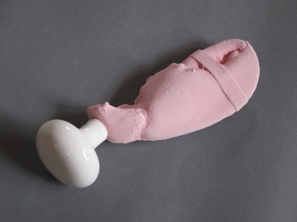 pink weapon tool Toyls (toys and tools) ceramic