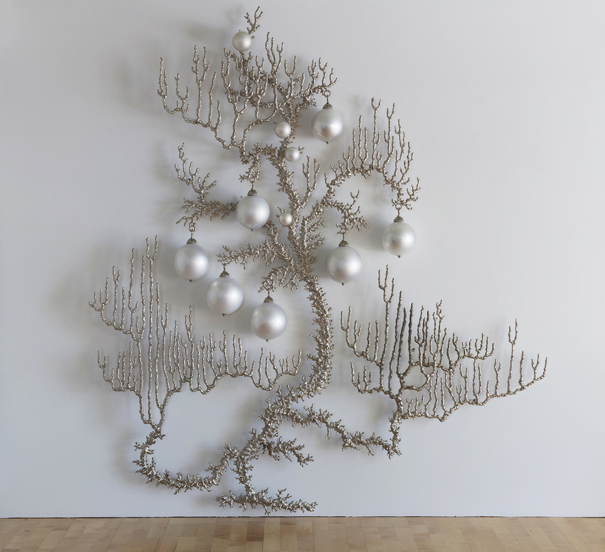 Gorgonia 11 (Sarabande) T i m o t h y H o r n Art Basel Hong Hong nickel-plated bronze, mirrored blown glass