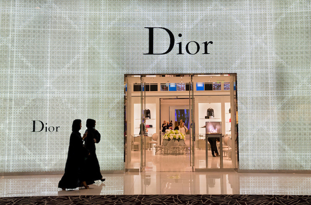 T i m o t h y H o r n Commissions for Dior T i m o t h y H o r n Commissions for Dior