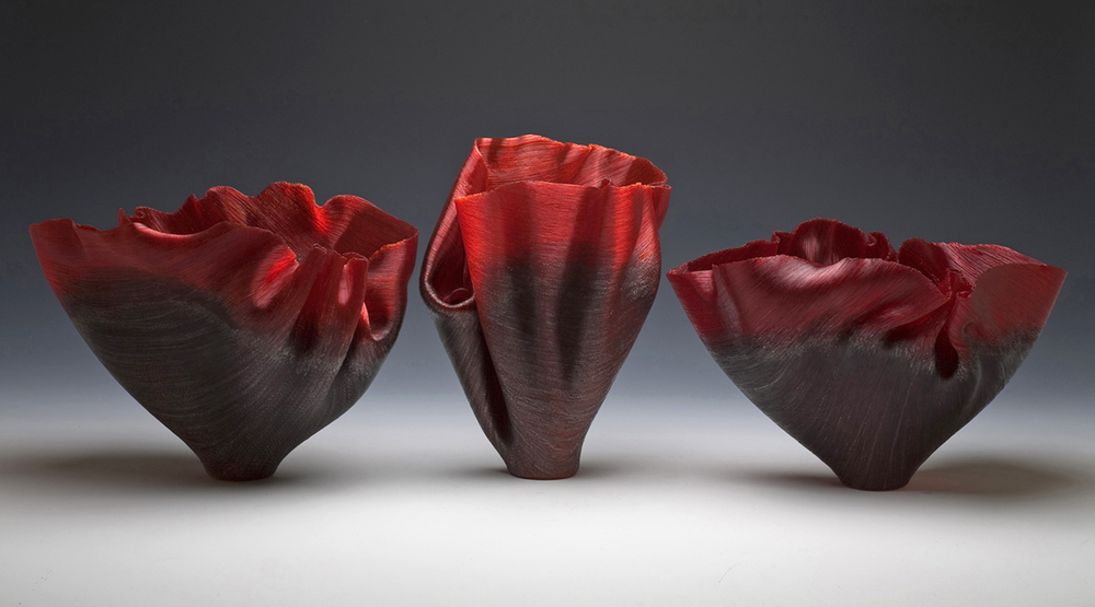 Avvincente (left), Avviluppare (center), Avvio (right) Toots Zynsky Recent Works Filet-de-Verre Fused and thermo formed colored glass threads