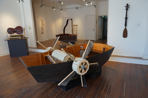 Alex Branch Music Box Boat For the Mississippi 