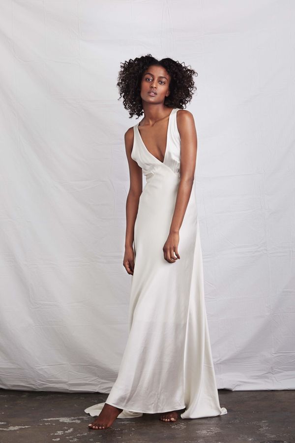 a la robe bridal