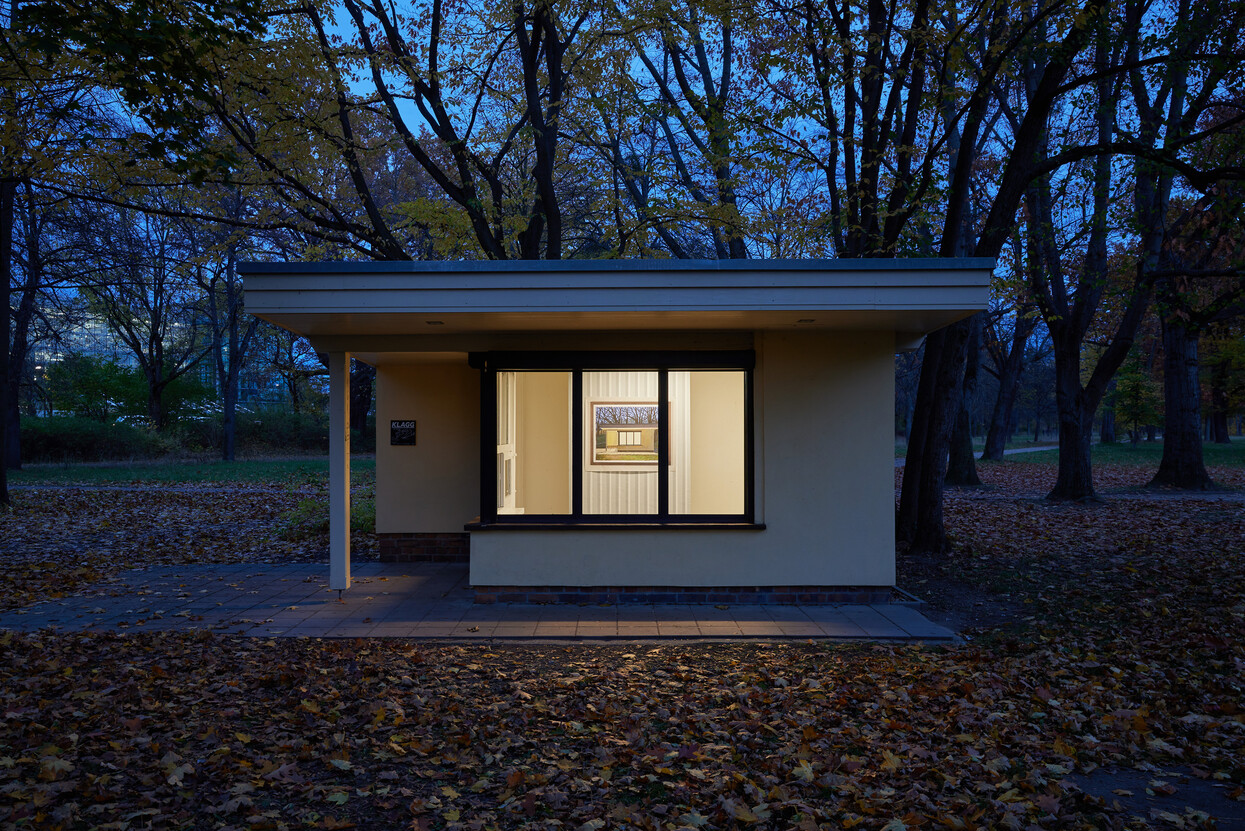 George Rush Dresden Cabinet 