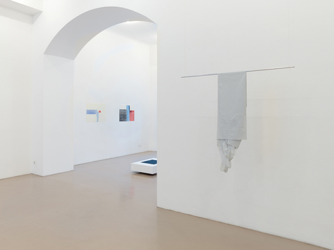  Thomas Rehbein Gallery 2019 Foreground: cloth folded ironed, cut, draped, aluminum, string; background cloth folded and ironed, and color pencil on paper 