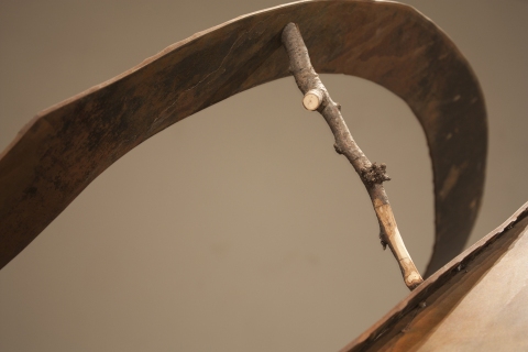 (Detail) He Could Get You Through the Lean Times Just by Making It Up