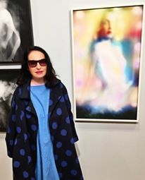 Jeanne Szilit Kunstsalon Perchtoldsdorf 2019 Jeanne Szilit with her "Electric Madonna"