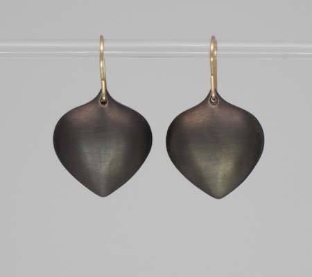 JENNIFER SEIBER OXIDIZED STERLING & BLACK PLATE 