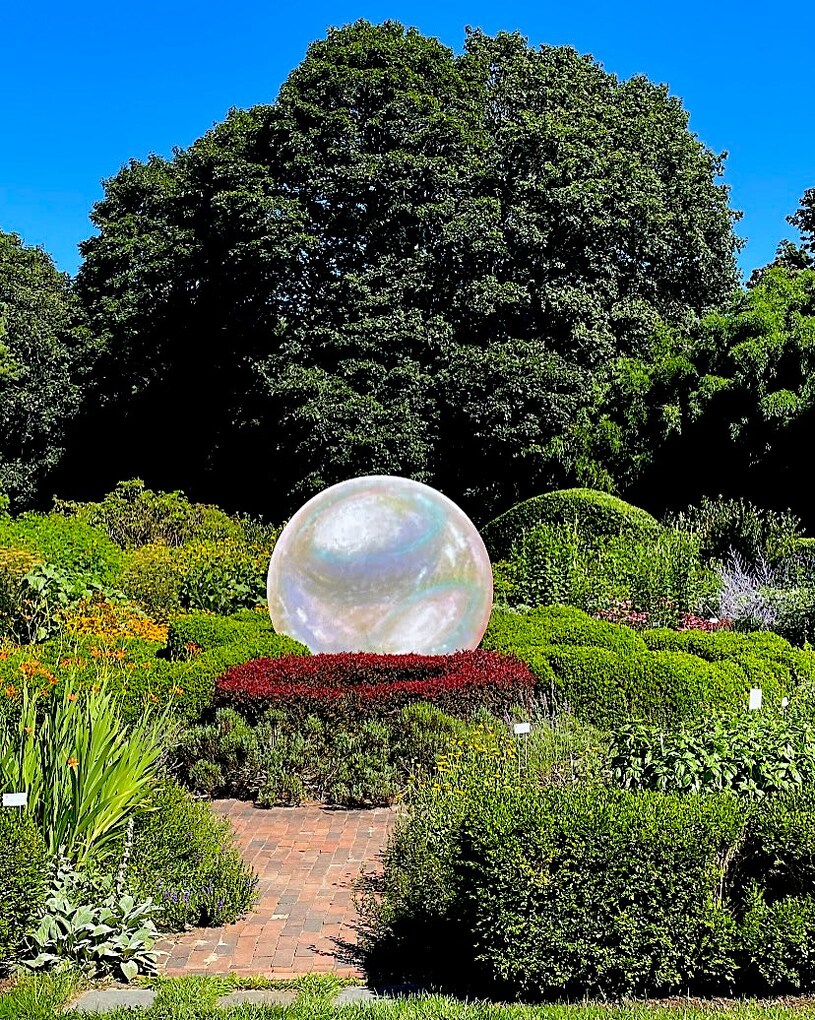 Jerelyn Hanrahan SCULPTURE PAINTED ALUMINUM 