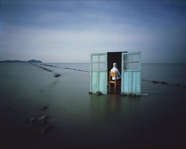 L.A. Photo Curator: Global Photography Awards - 'Where Photography & Philanthropy Meet' BEST SERIES: Lee Dong-seon "The Scenery Inside Me" 
