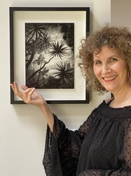 Laurie Freitag : Photographer In the Garden at Chislehurst (B&W)  
