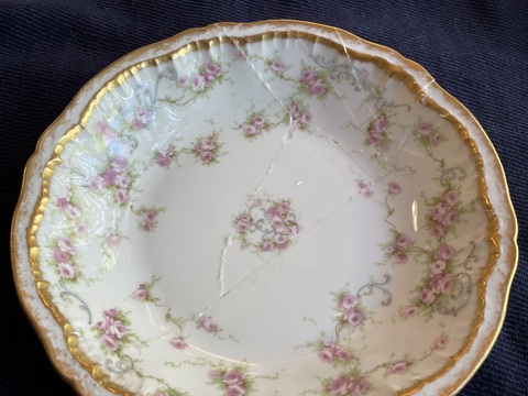 Martha Schlitt A Kind of Kintsugi 