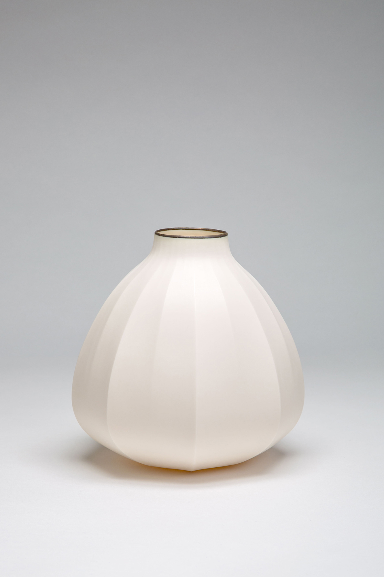 Mie Kongo 2015 - Loft vase  Porcelain, bronze glaze