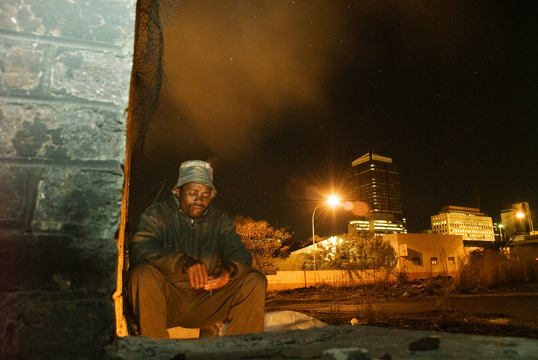 RICHARD MARK DOBSON Joburg- GEO Magazine NOT FOR SALE