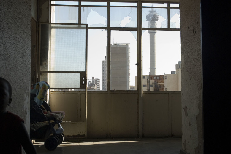 RICHARD MARK DOBSON Joburg- GEO Magazine NOT FOR SALE