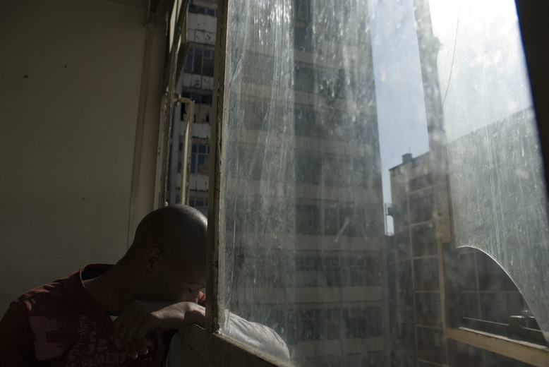RICHARD MARK DOBSON Joburg- GEO Magazine 