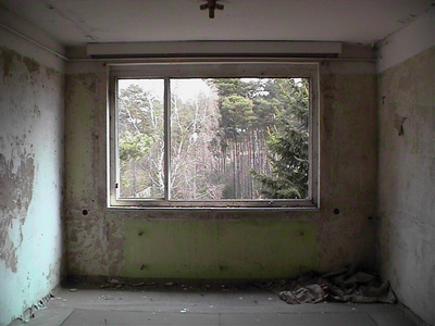Sarah Iremonger Stolzenhain Windows 2003 Photograph taken with a video camera, printed on epson glossy photo paper