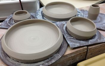 Zack Robinson | Sculpture and Ceramics Restaurant Dish Set 