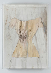 Carousel artwork image, BreakingattheSeams-28-5x40-5-mixedmedia-tracymcmenemy-2019.jpg